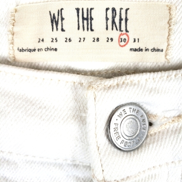 We The Free Winter White Fringed Hem Straight leg Jeans Sz 30 - Picture 4 of 15